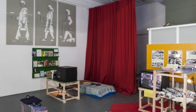 photo1